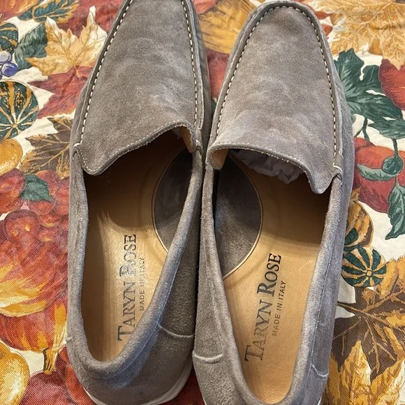 TAYRN ROSE MEN's TAN LOAFERS